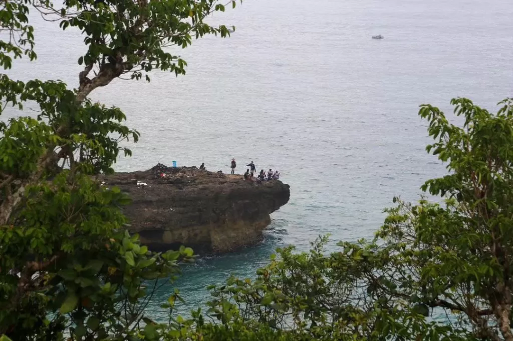 Pesona Pantai Serang, Blitar Jawa Timur